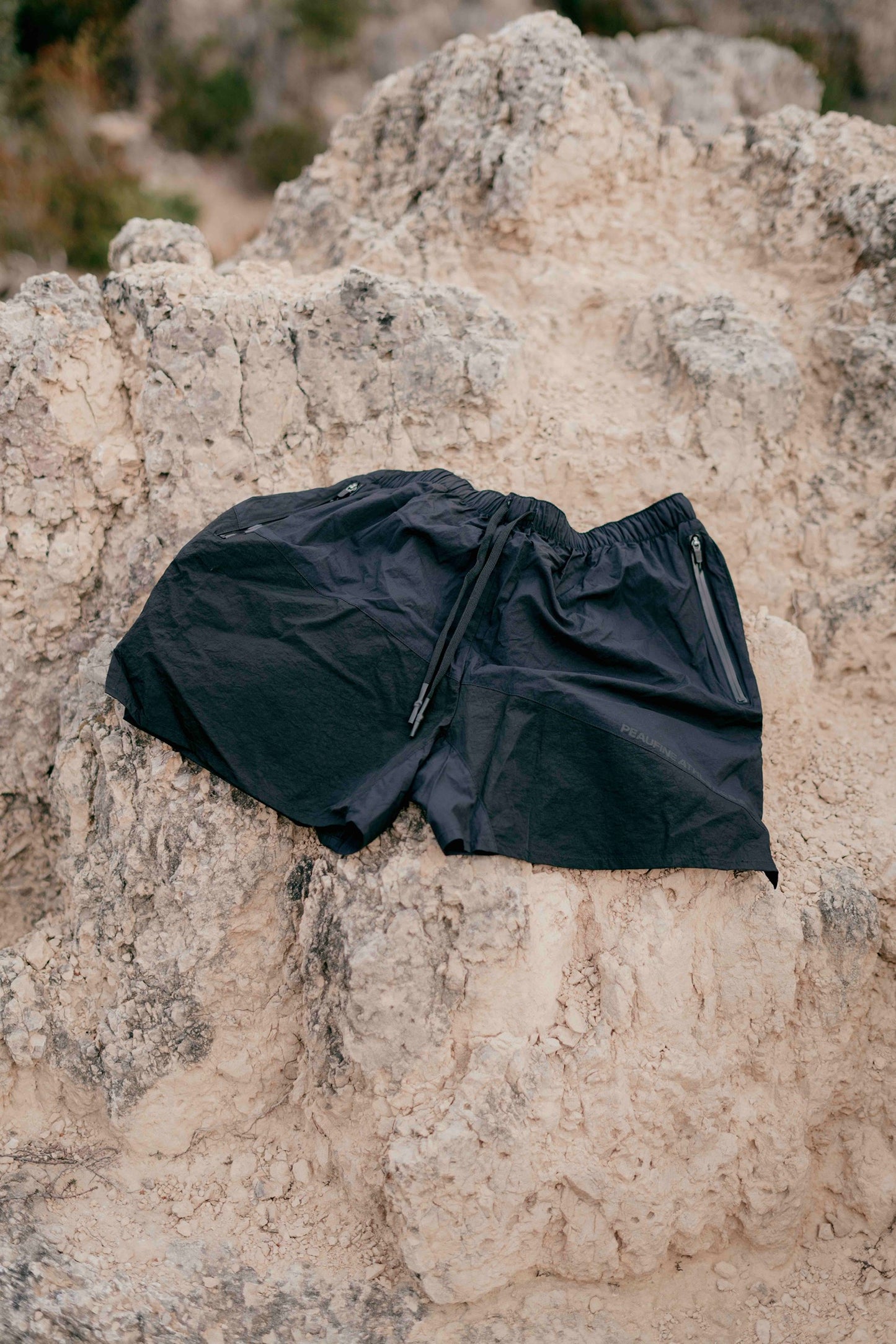 Peaufine Athletics - Patchwork Training Short V.2 - black - Short Running hommes