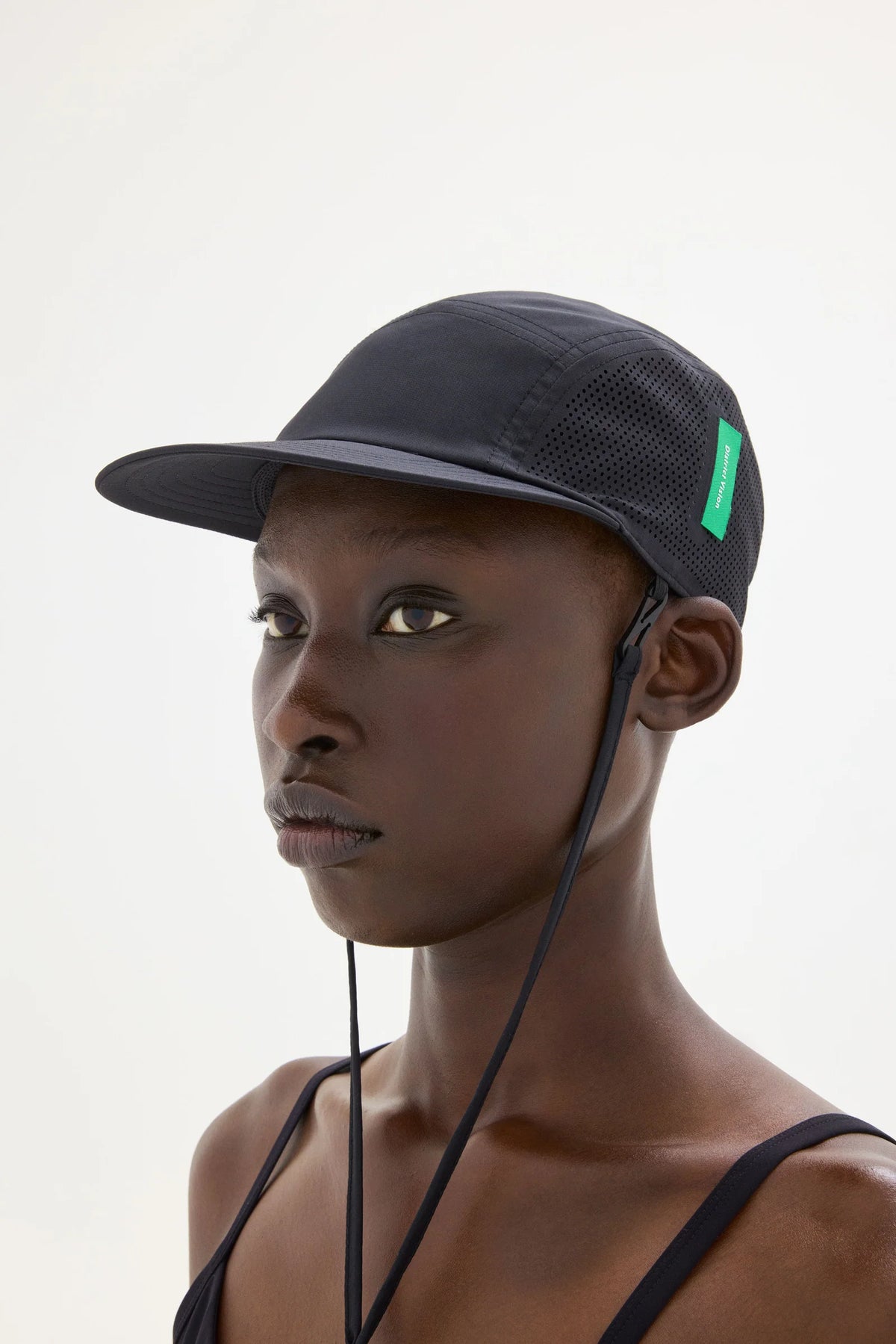 District Vision - Perforated Strap Hat - Black - casquette running unisexe