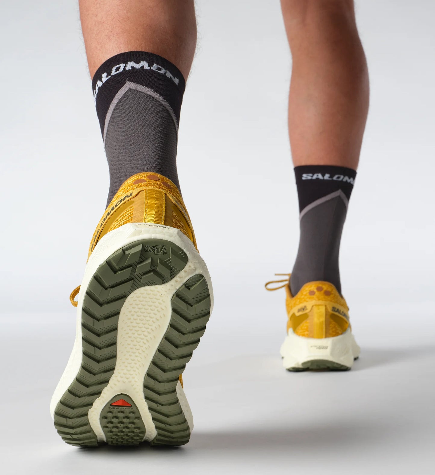 Salomon - Aero Glide 3 GRVL - Spicy Mustard / Vanilla Ice / Deep Lichen Green - Chaussures running hommes