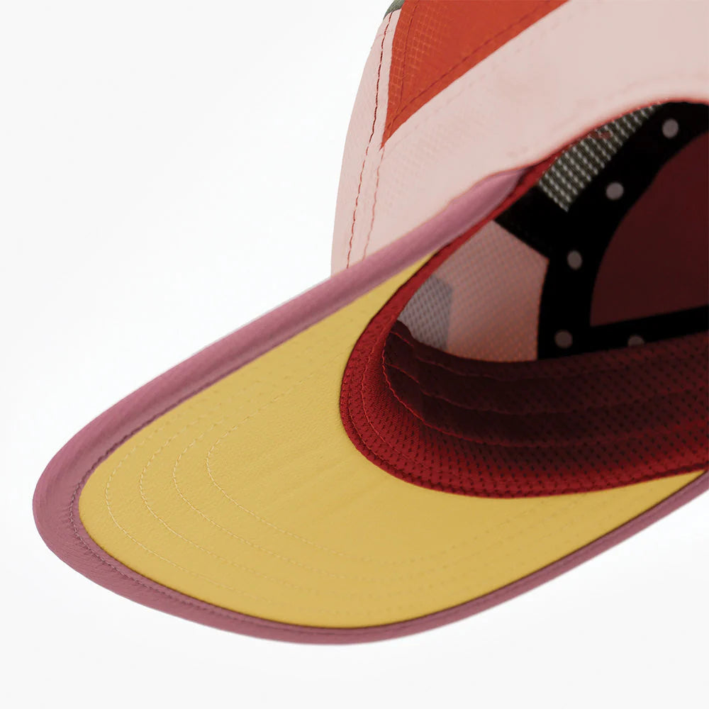 Ciele Athletics - GOCap Field - Iconic Bar - Peachskin/Seaweed - casquette running unisexe
