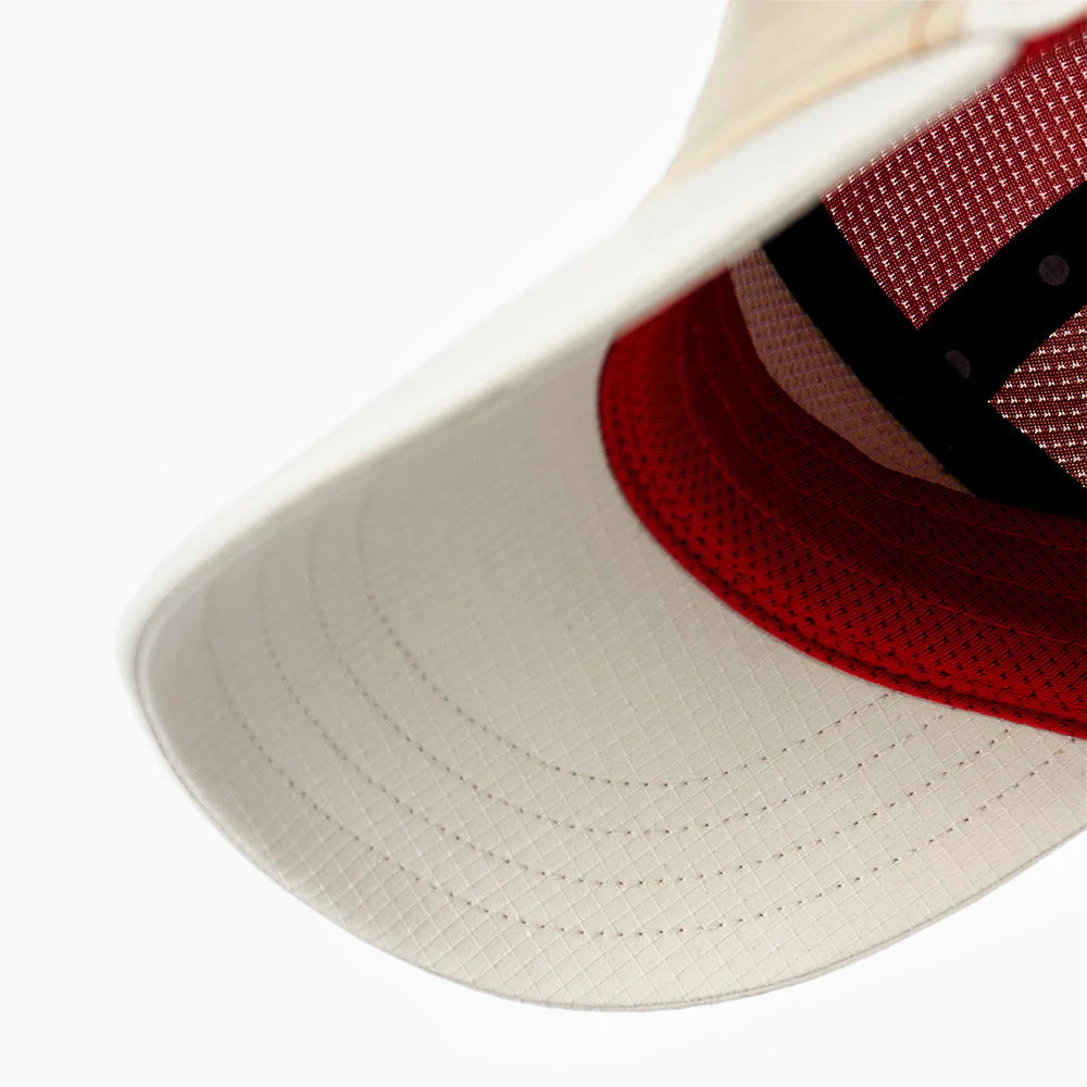 Ciele Athletics - FSTCap SC - Field - Iconic SL - safari / red - casquette running unisexe