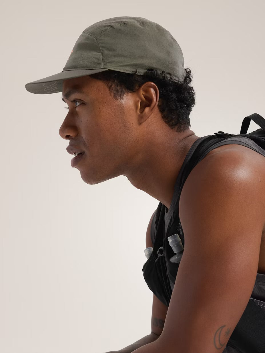 Arc’teryx - Aerios 5 Panel Hat - tatsu / verde - casquette running unisexe