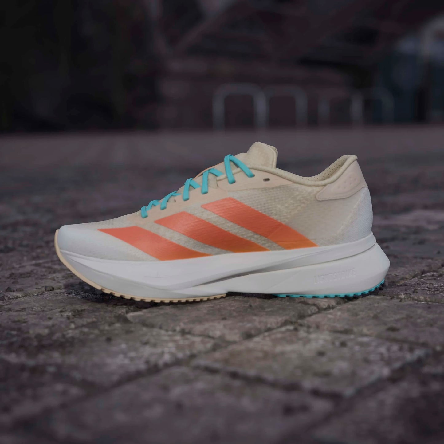 Adidas - Adizero SL2 Womens - Crystal Sand / Semi Coral / Flash Orange - Chaussures de running femmes