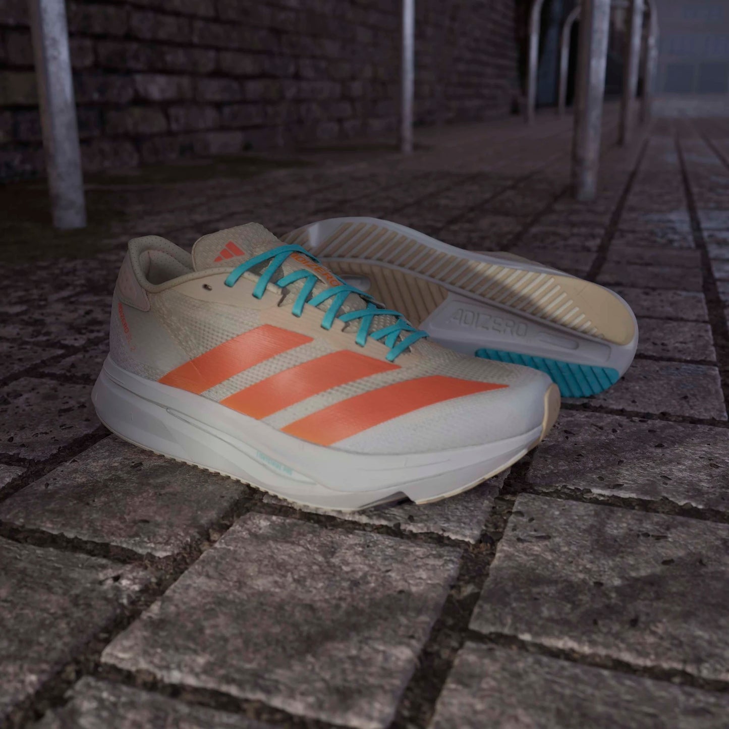 Adidas - Adizero SL2 Womens - Crystal Sand / Semi Coral / Flash Orange - Chaussures de running femmes