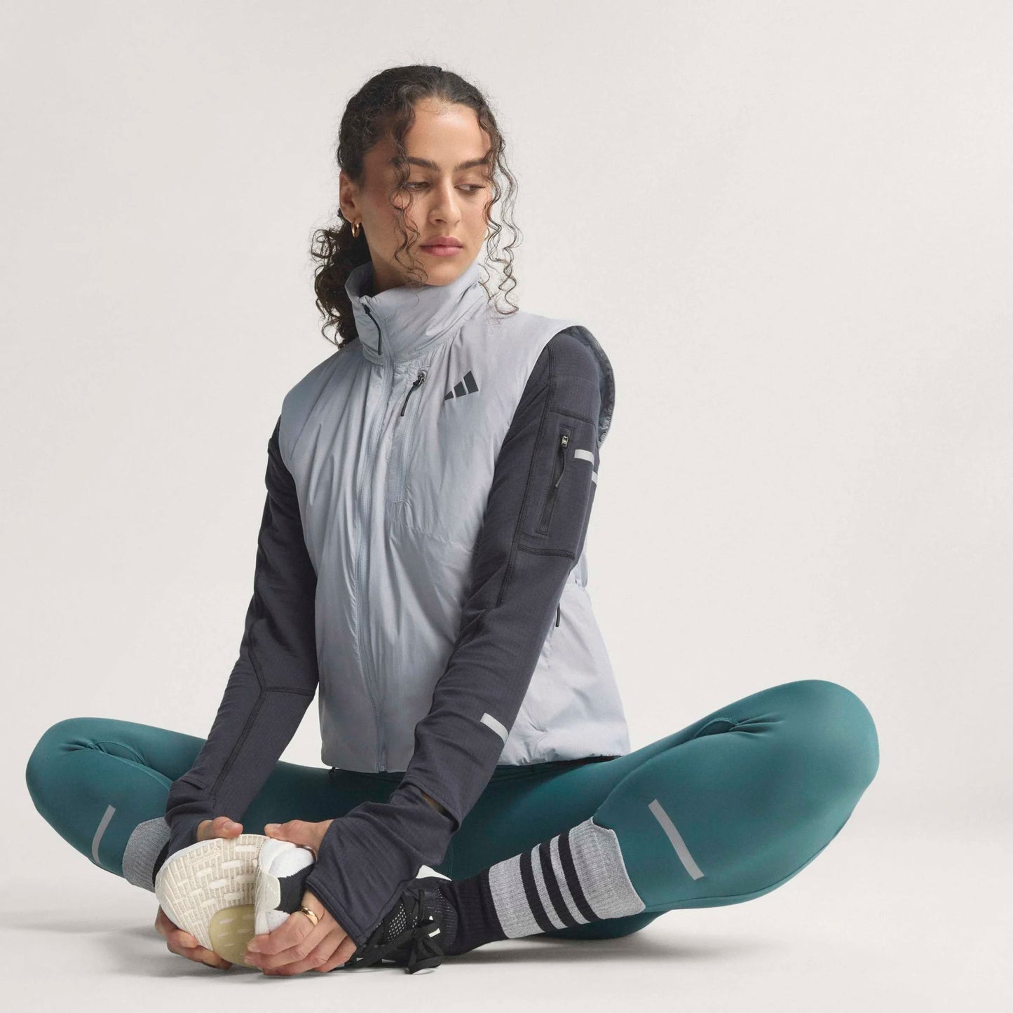 Adidas - ADI365 Vest W - halo silver - Veste running sans manches femmes