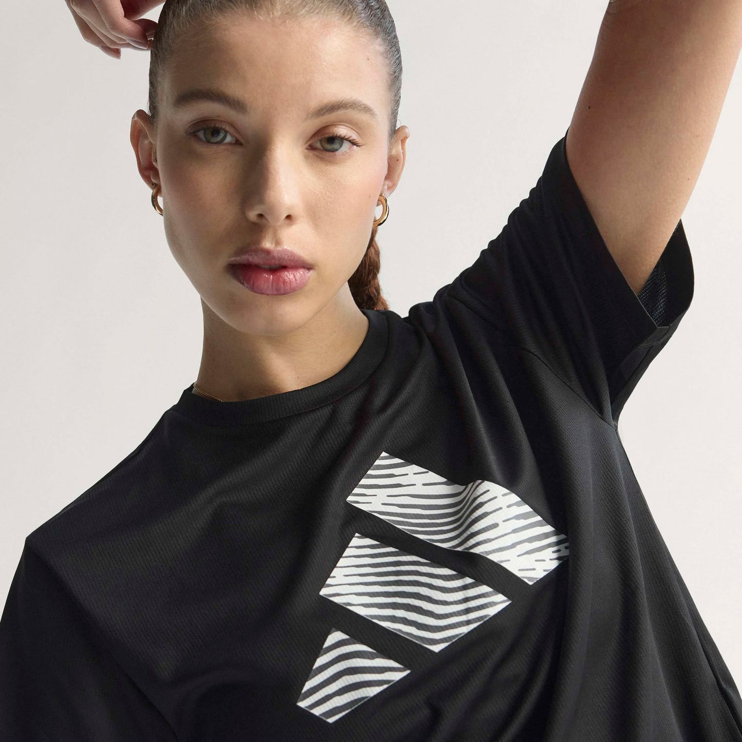 Adidas - ADI365 E Tee - black - teeshirt running femmes
