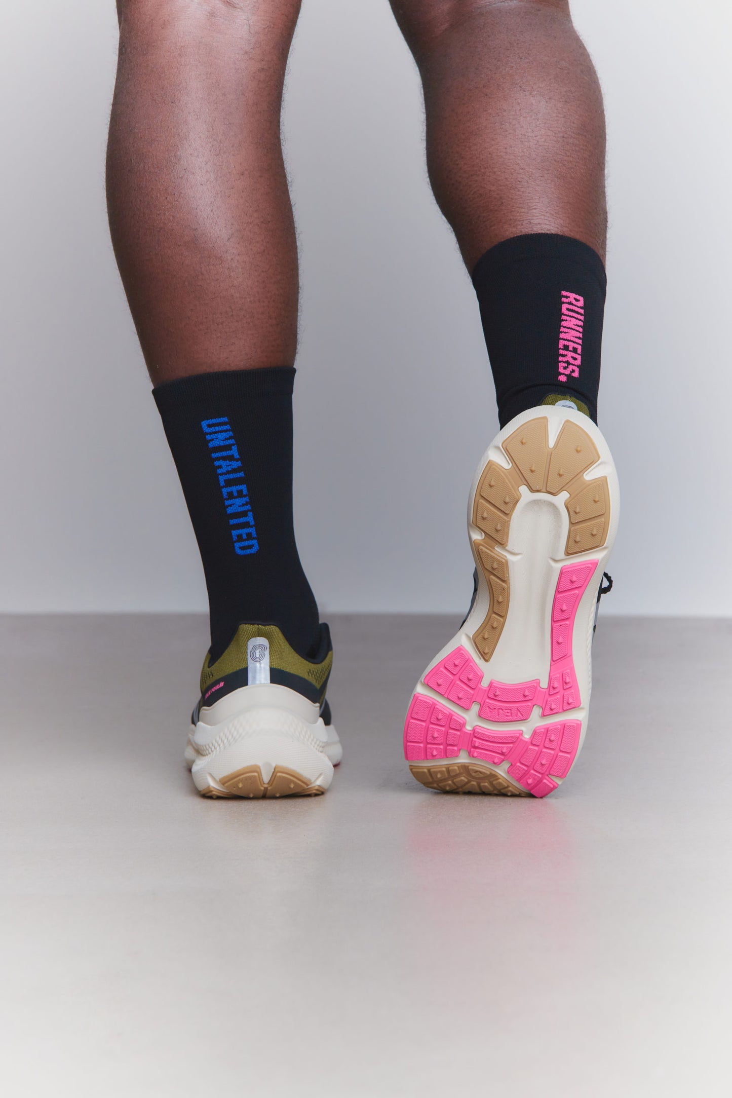 Veja X Jolie Foulée - Condor 3 Advanced - militar - Chaussures de running unisexe