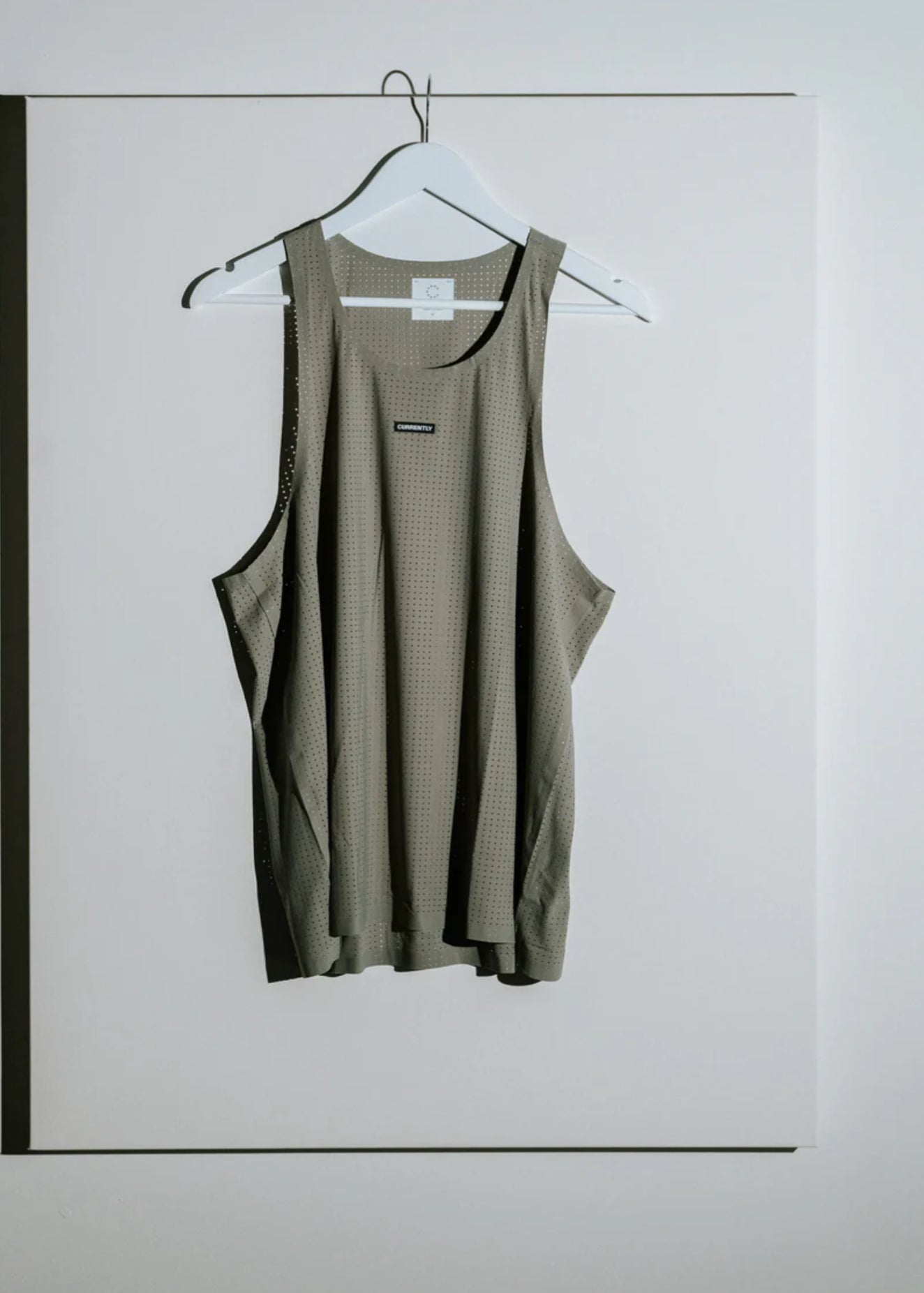 Currently - C-R™ Pro Singlet - Gray - débardeur Running hommes