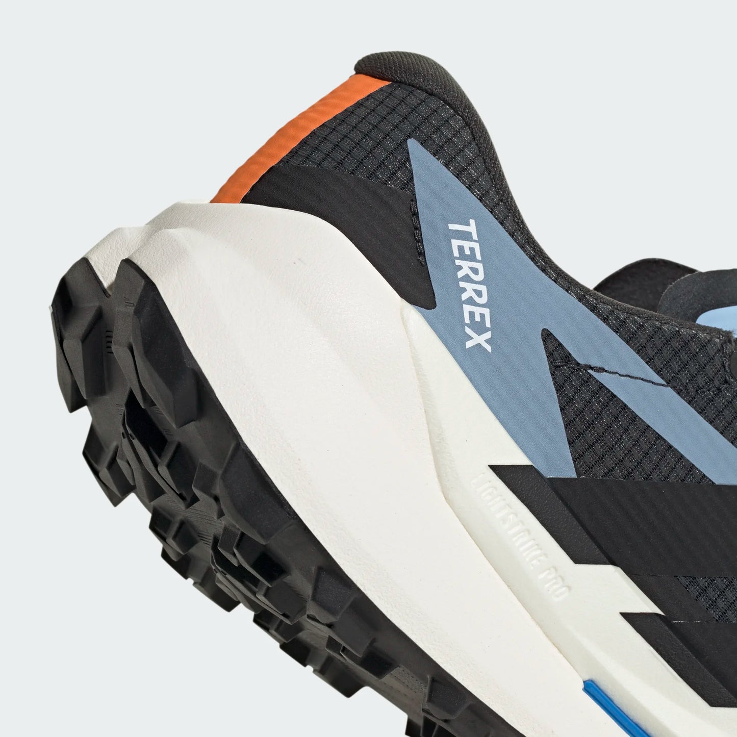 Adidas - Terrex Agravic TT W - Core Black / Core Black / Ray Blue - Chaussures Trail running femmes