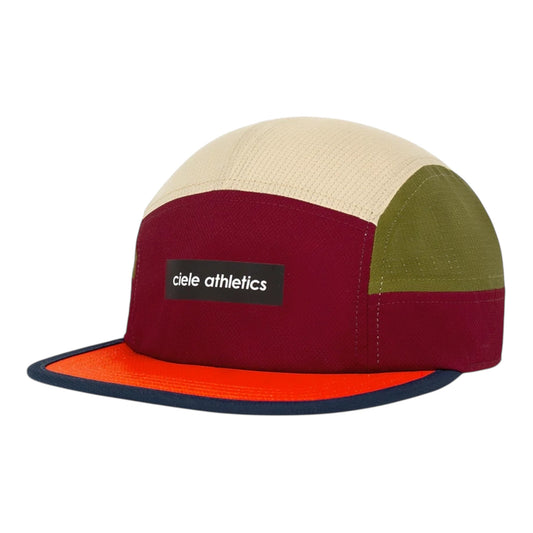 Ciele Athletics - GOCap Field - Iconic Bar - crimson red / terrain - casquette running unisexe