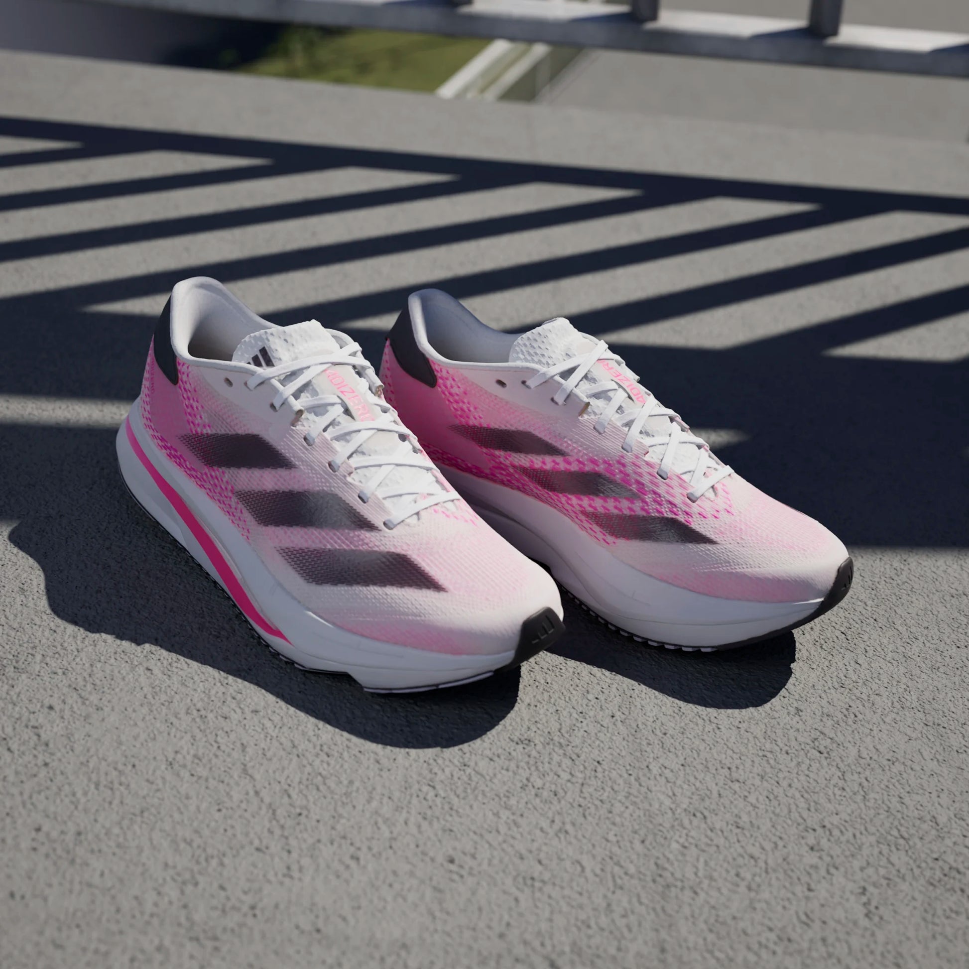 Adidas Adizero SL2 Womens FTWWHT AURMET LUCPNK Chaussures de run MERCIDISTILLERY