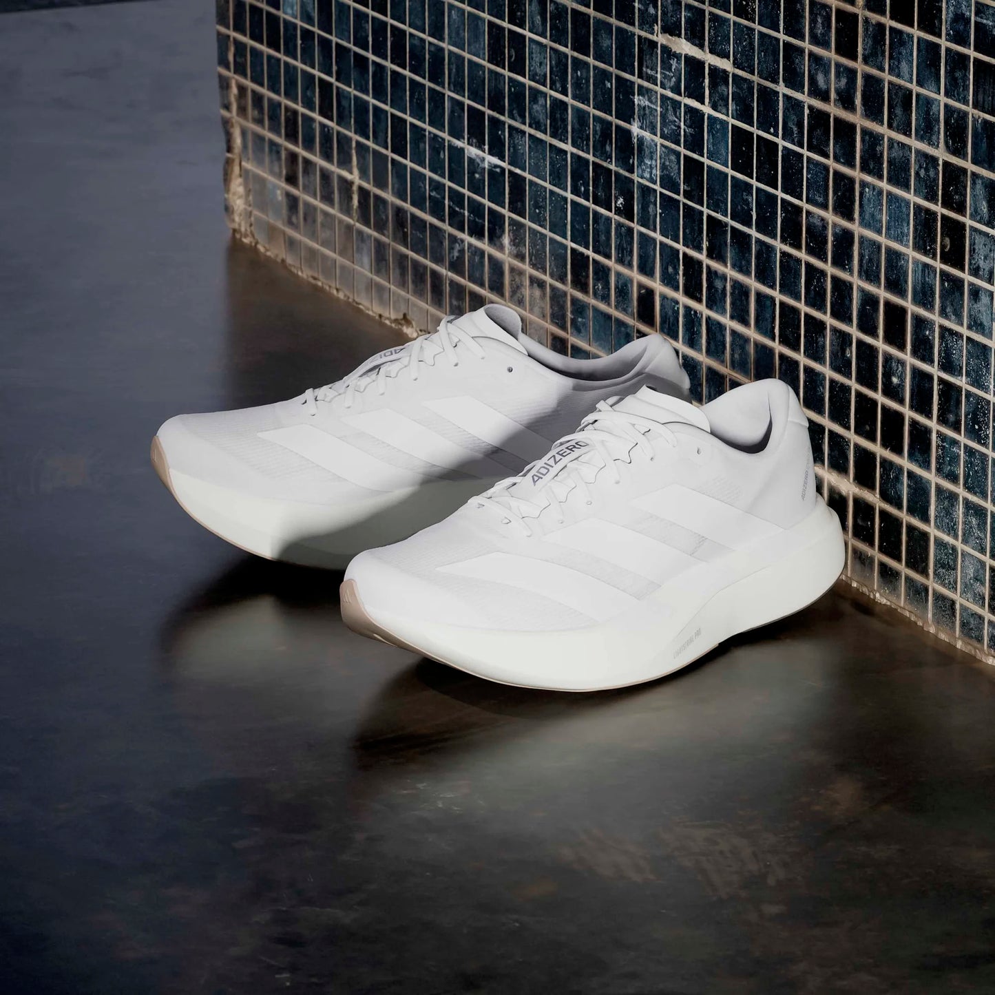 Adidas - Adizero Evo SL - Cloud White / Cloud White / Warm Sandstone - Chaussures running hommes