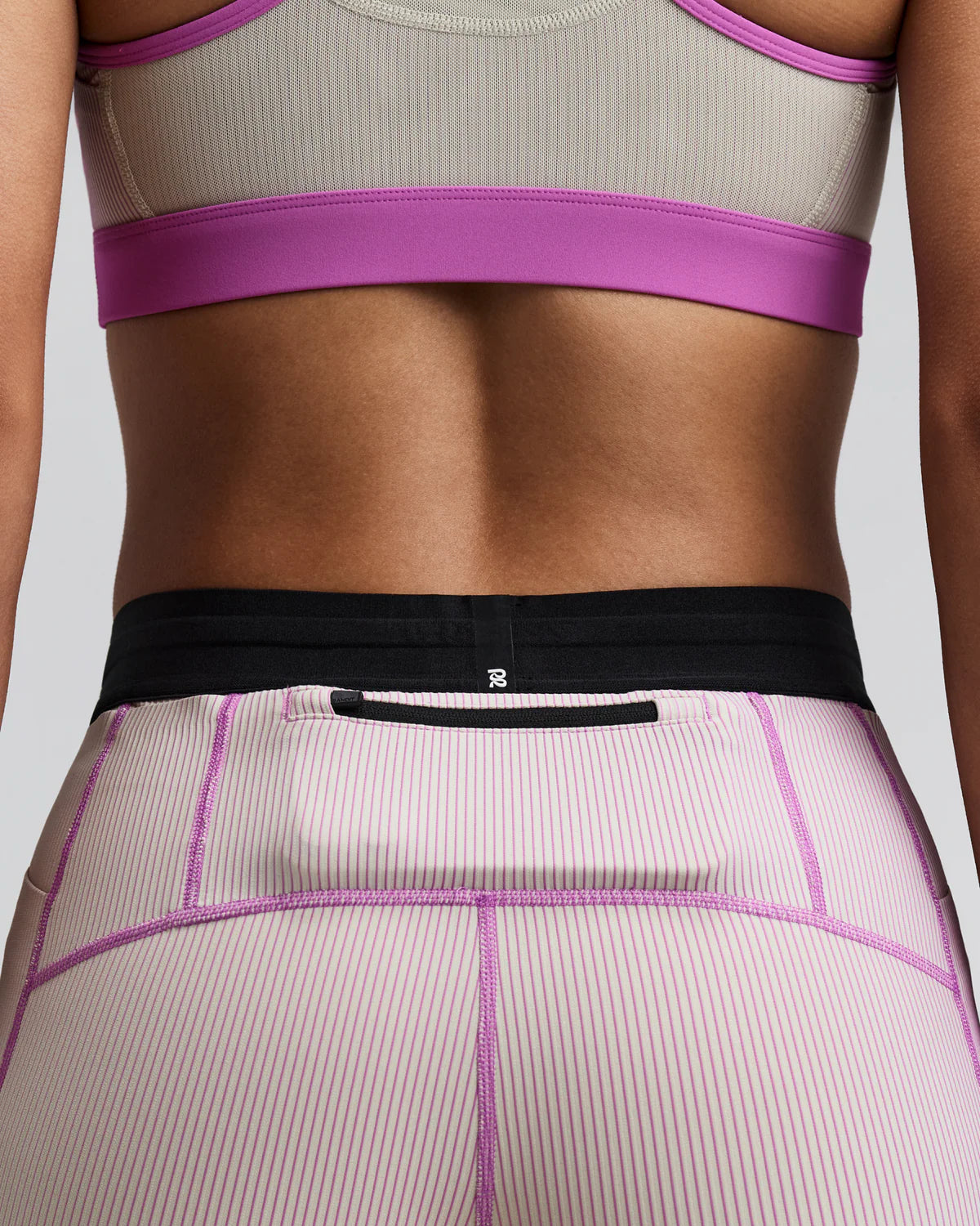 Bandit - Women’s Striped CADENCE™ 5" Compression Short - plaster / orchid - Cuissard Running femmes