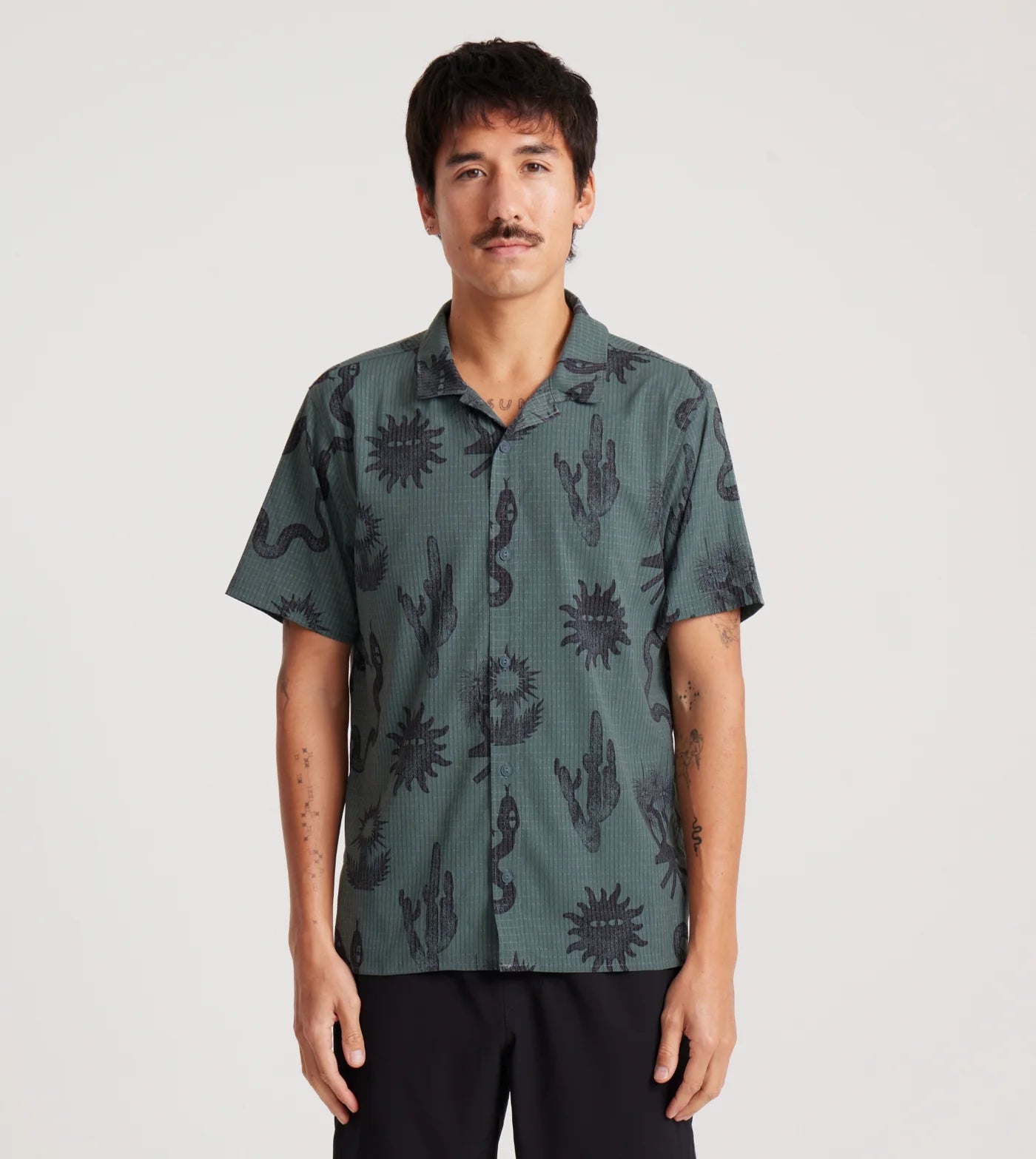 Roark Run Amok - Bless Up Trail Breathable Stretch Shirt - forest - chemise running hommes