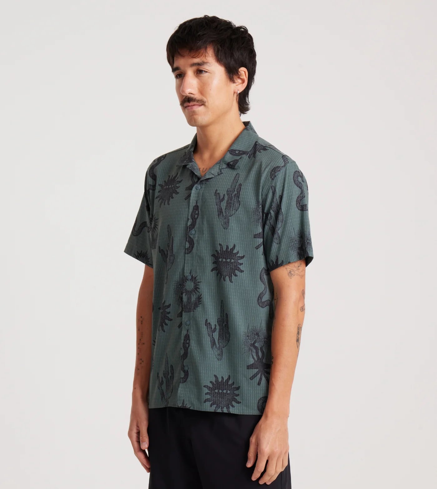Roark Run Amok - Bless Up Trail Breathable Stretch Shirt - forest - chemise running hommes