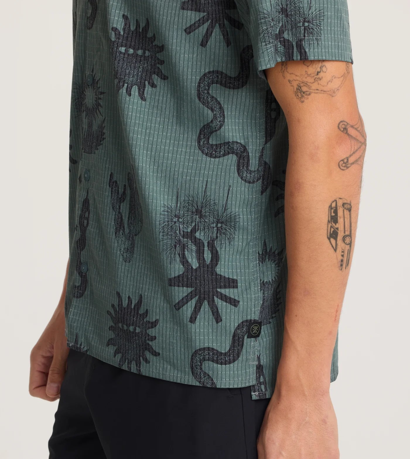 Roark Run Amok - Bless Up Trail Breathable Stretch Shirt - forest - chemise running hommes
