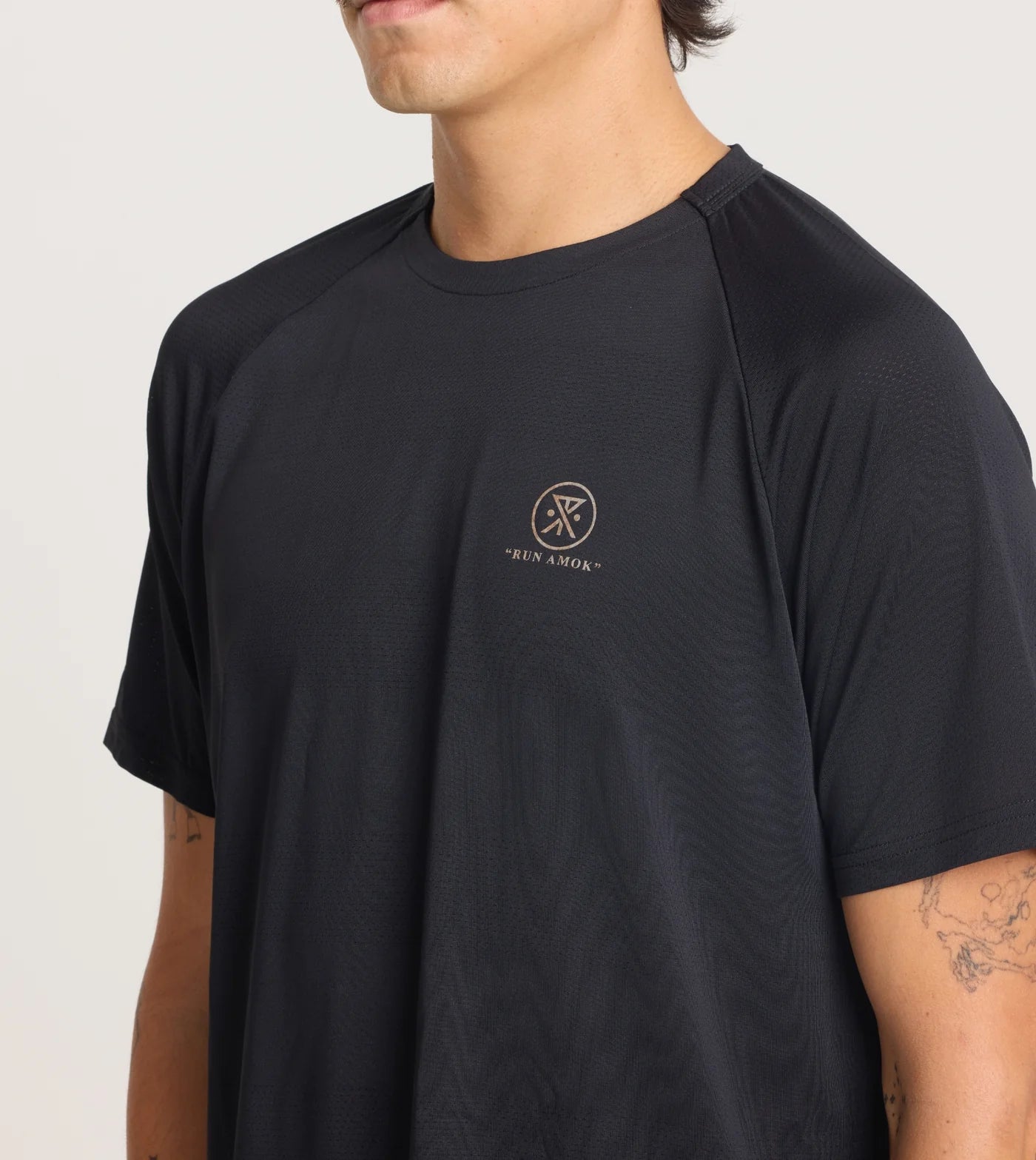 Roark Run Amok - Alta Elite Running Tee - black - Teeshirt running hommes