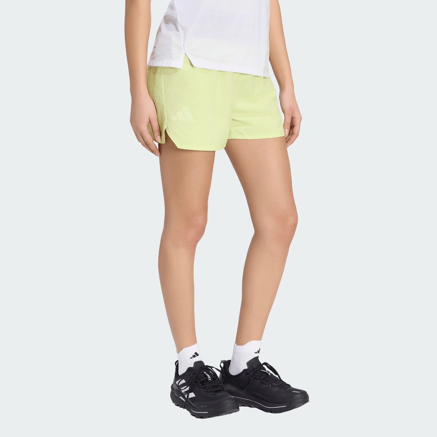 Adidas - Terrex Xperior Short 3” - Semi Frozen Lemon - Short running femmes