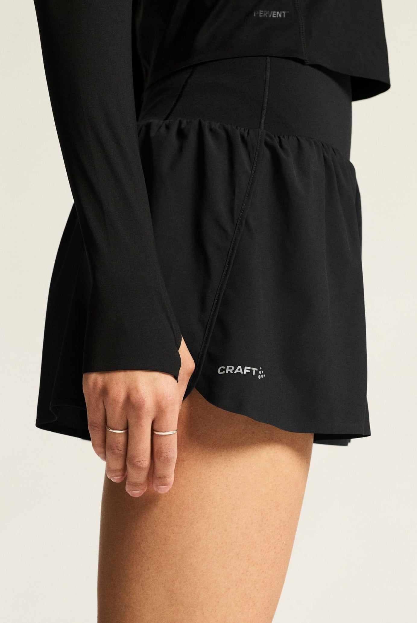 Craft - Hypervent Wide Shorts W - black - Short running femmes