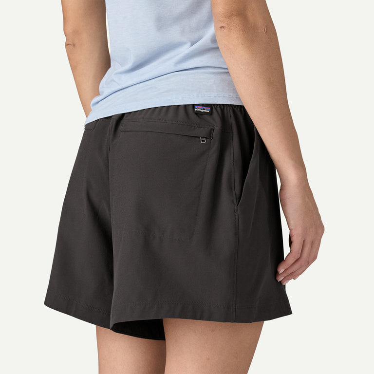 Patagonia - Women's Fleetwith Shorts 5"- seabird grey - Short femmes