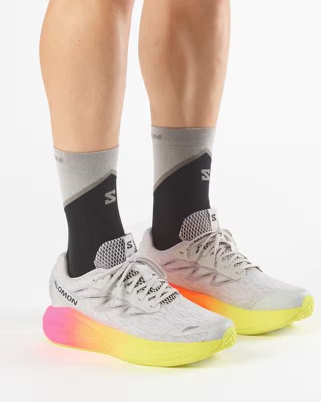 Salomon - Aero Glide 4 Gradient - Gray Violet / Safety Yellow / Black - Chaussures running hommes