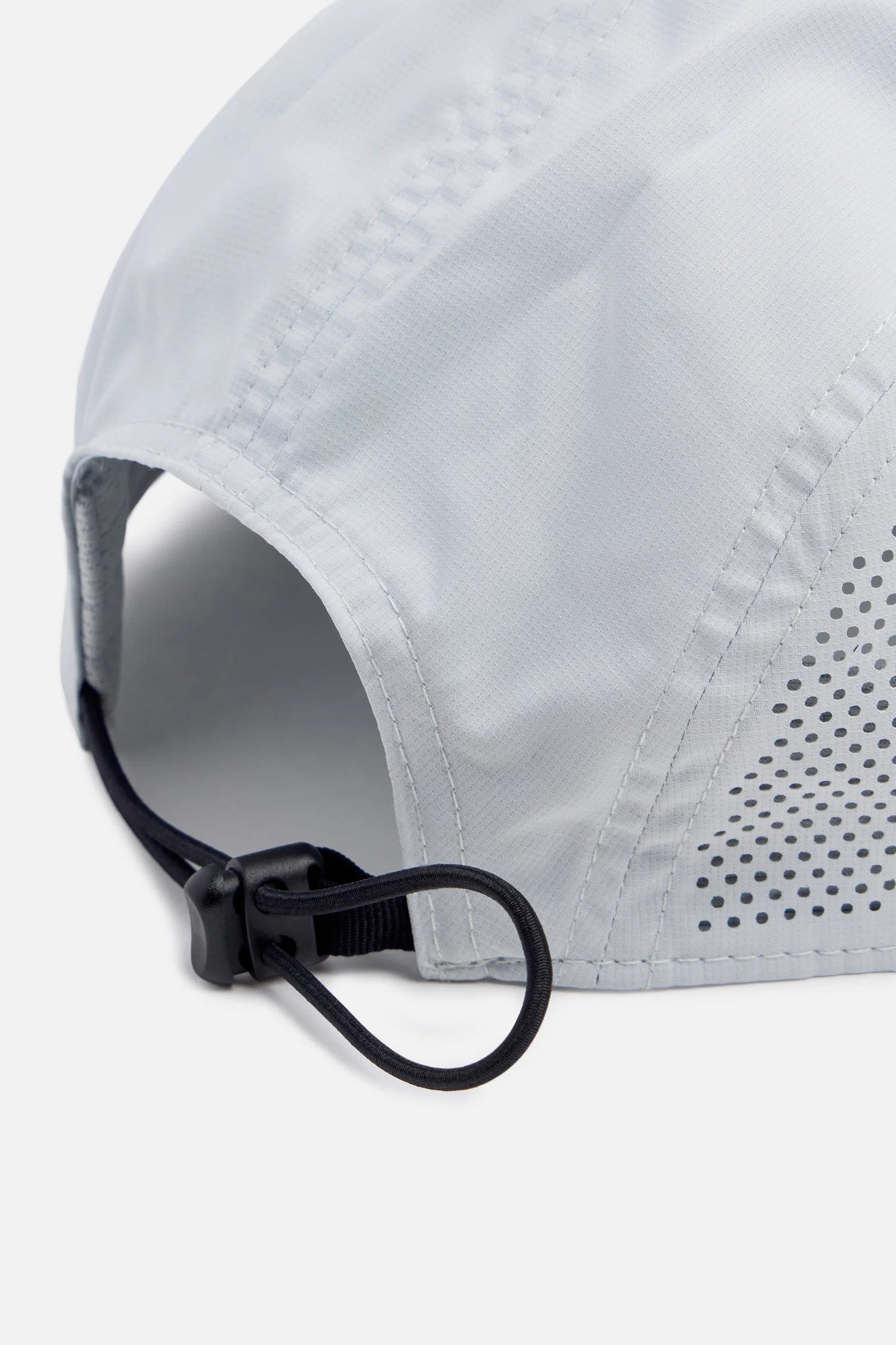 District Vision - Perforated Strap Hat - light grey - casquette running unisexe