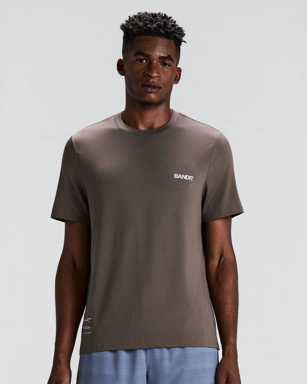 Bandit - Men’s MICROMESH™ Run Tee - cocoa - Teeshirt Running hommes