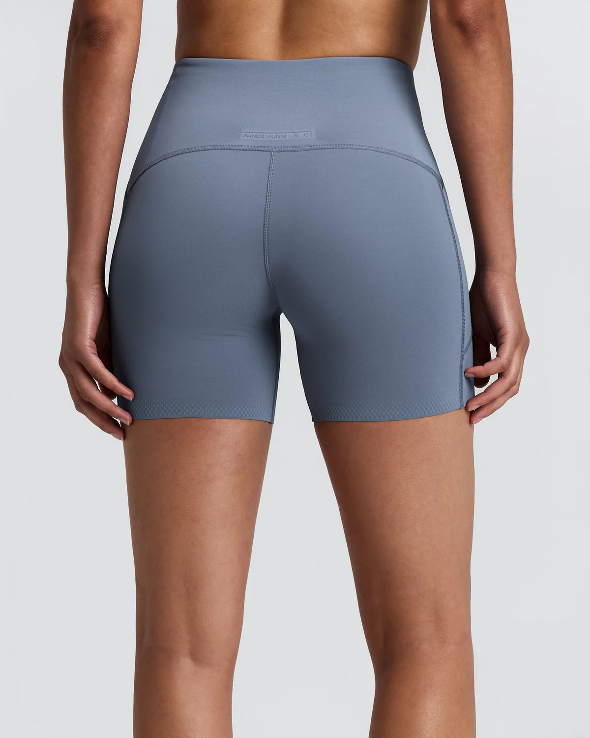Bandit - Women's Vanisher™ 5" High Waist Compression Shorts - steel horizon - Cuissard Running femmes