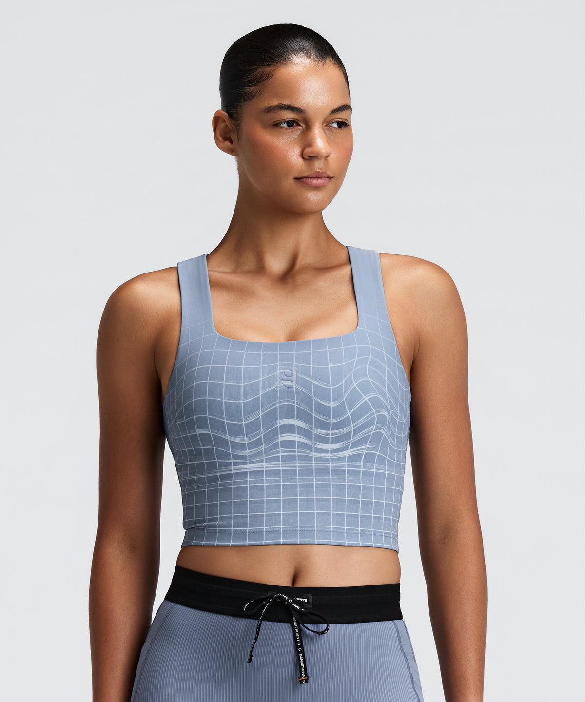 Bandit - Women’s VANISHER™ V-neck Race Crop - pavillon blue - Brassière Running femmes
