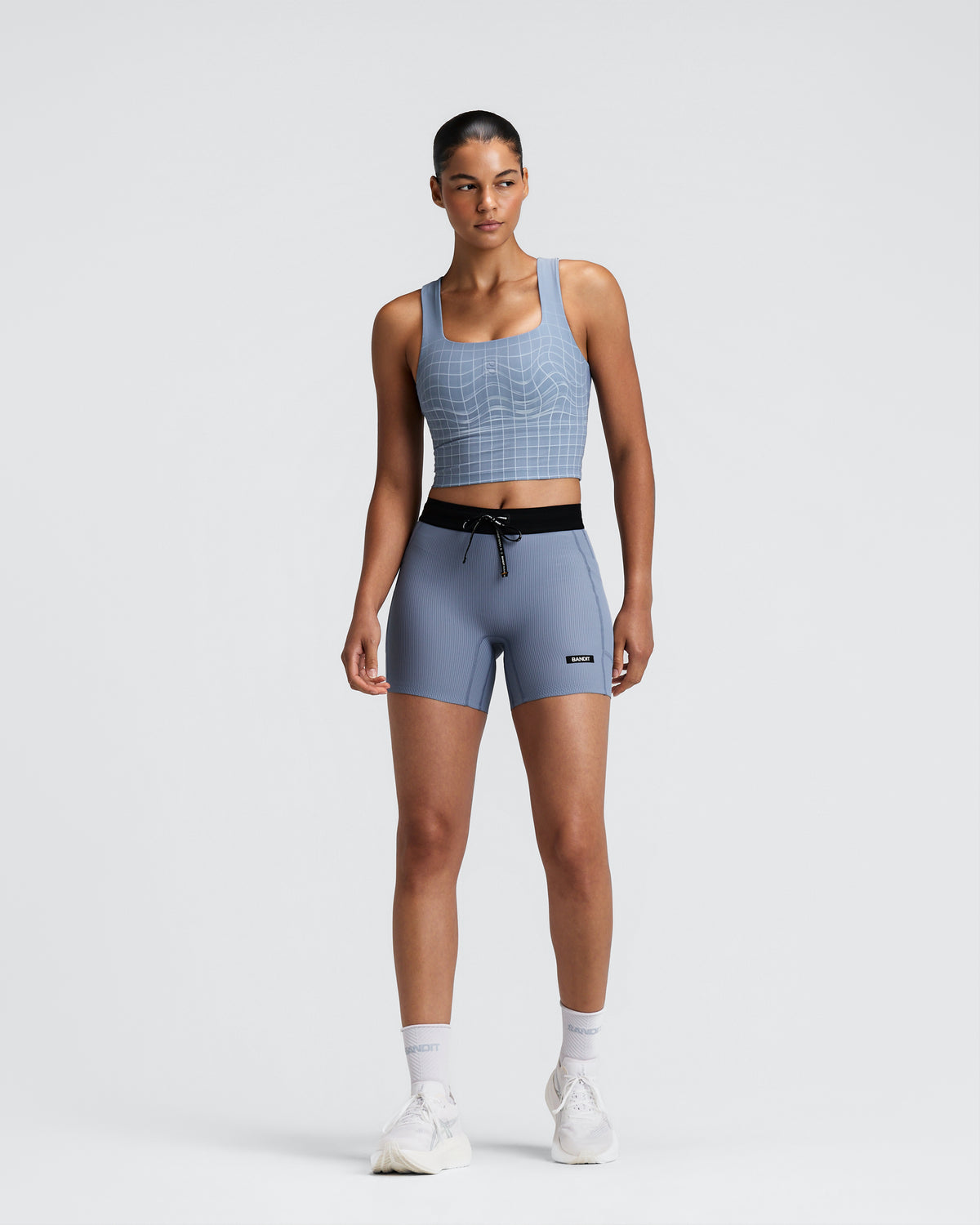 Bandit - Women’s VANISHER™ V-neck Race Crop - pavillon blue - Brassière Running femmes