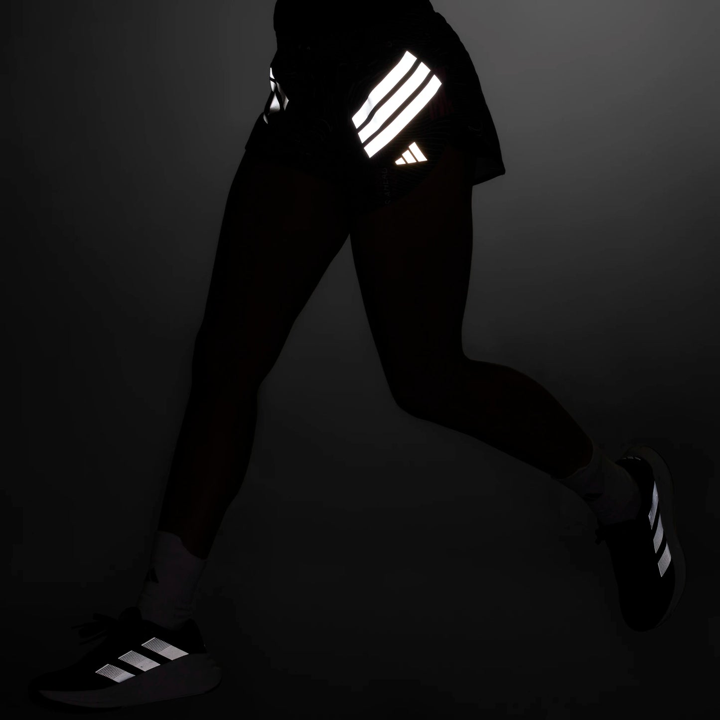 Adidas - BTN 4” Short - black - Short de running femmes