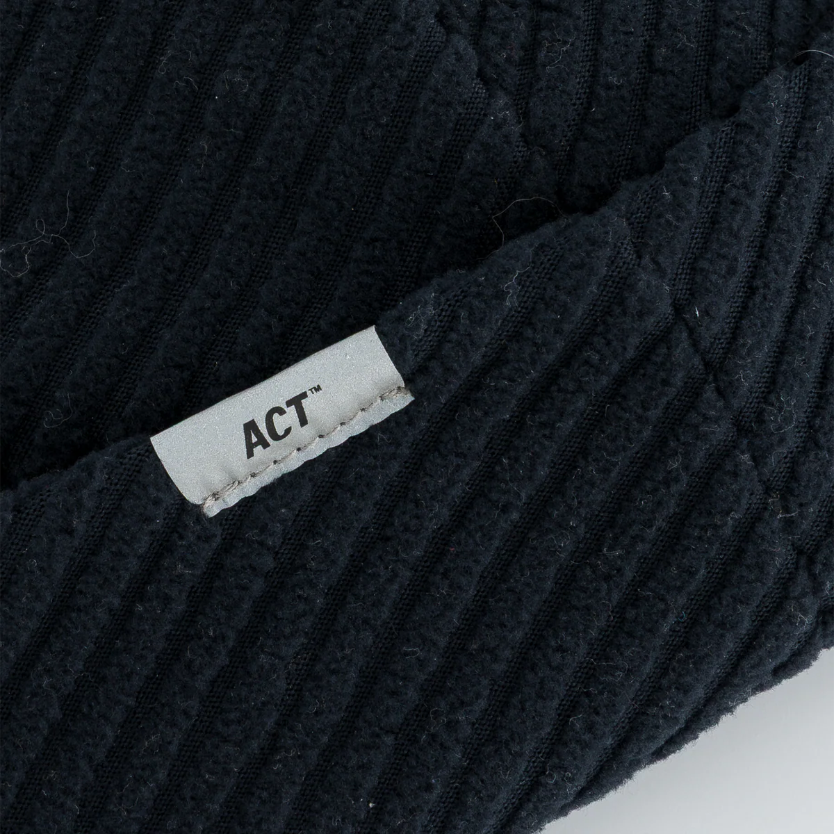 Act Running - ThermoShell Beanie - black - Bonnet à revers de running unisexe