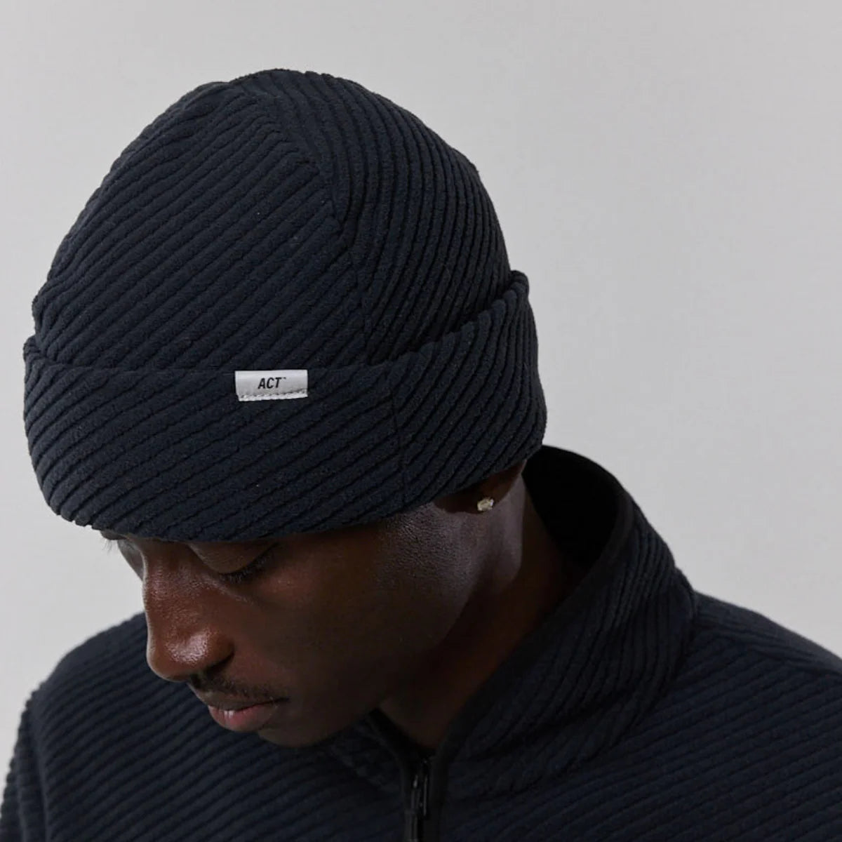 Act Running - ThermoShell Beanie - black - Bonnet à revers de running unisexe
