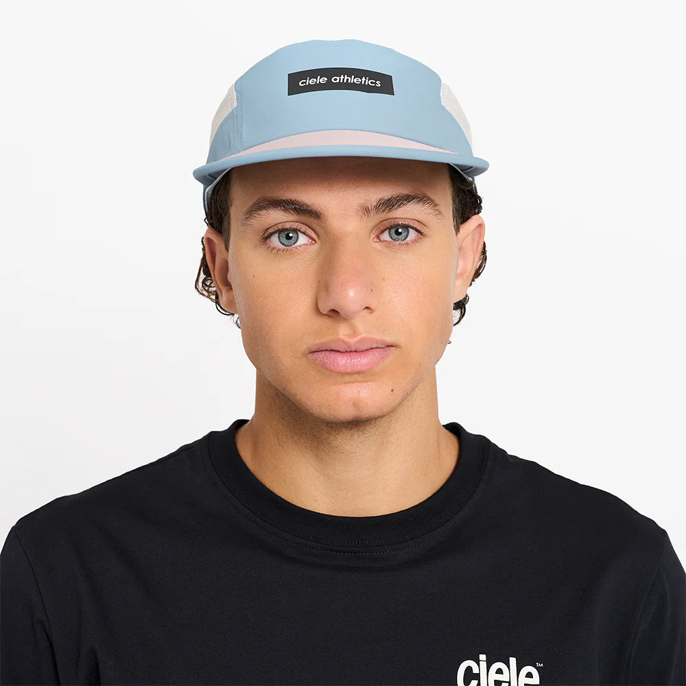 Ciele Athletics - GOCap Field - Iconic Bar - chambray / rainy day - casquette running unisexe