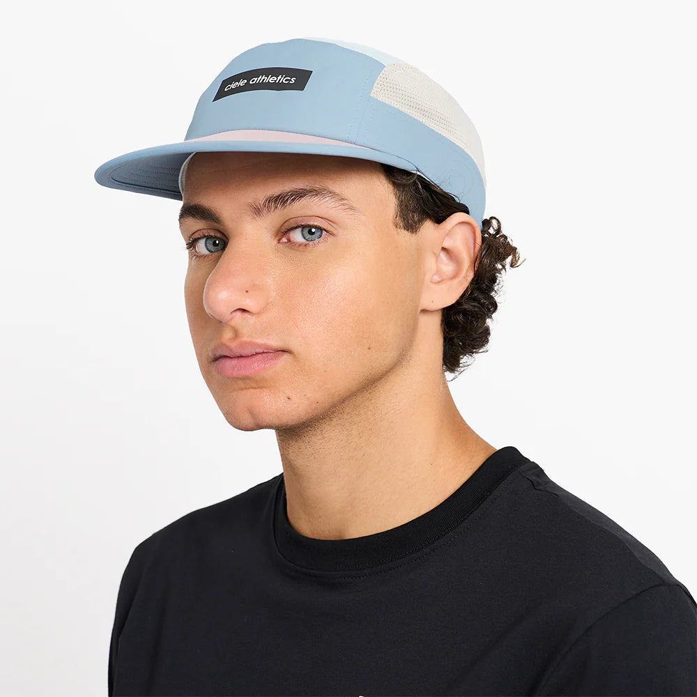 Ciele Athletics - GOCap Field - Iconic Bar - chambray / rainy day - casquette running unisexe
