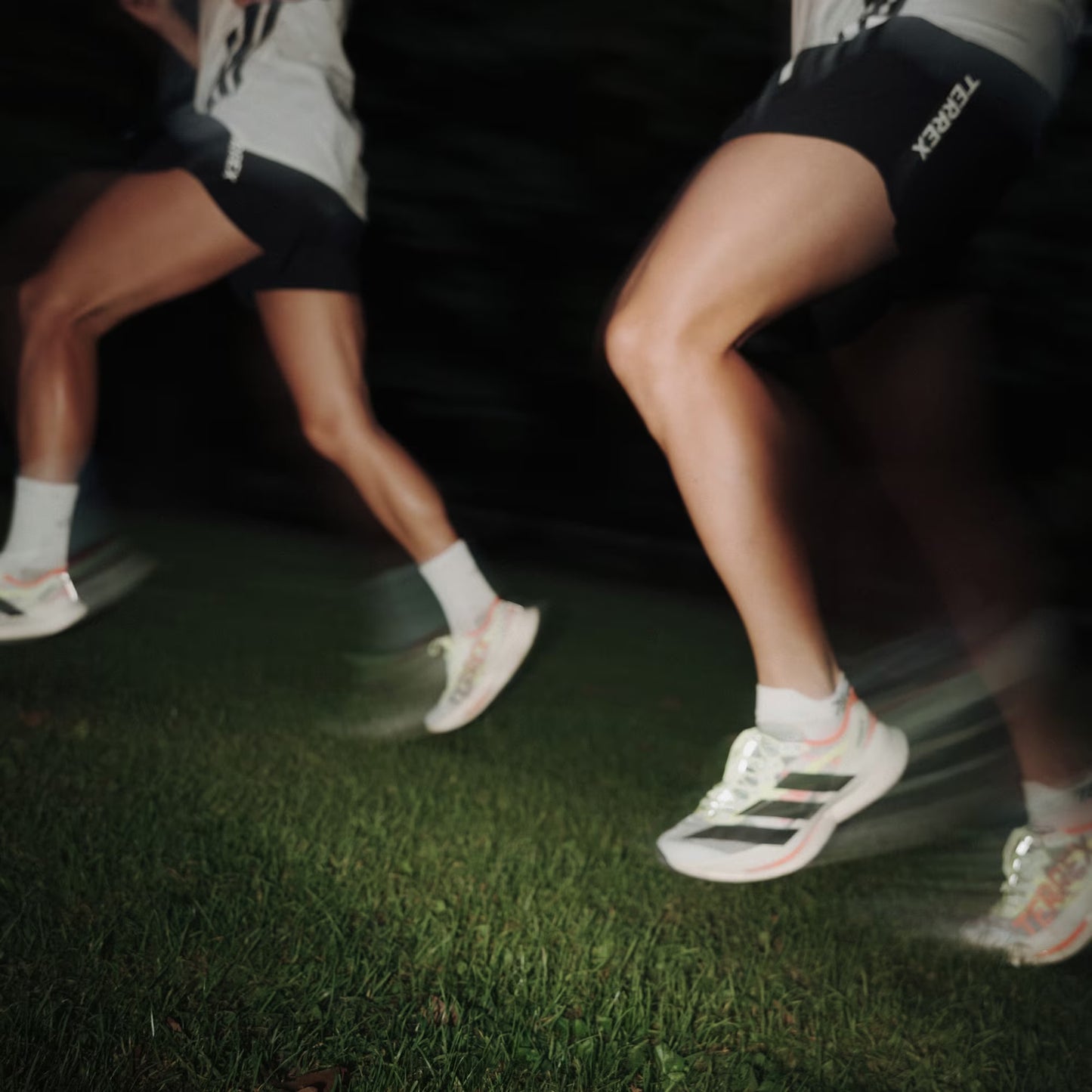 Adidas - Terrex Agravic Speed Ultra 2 - Cloud White / Core Black / Semi Impact Orange - Chaussures trail running hommes