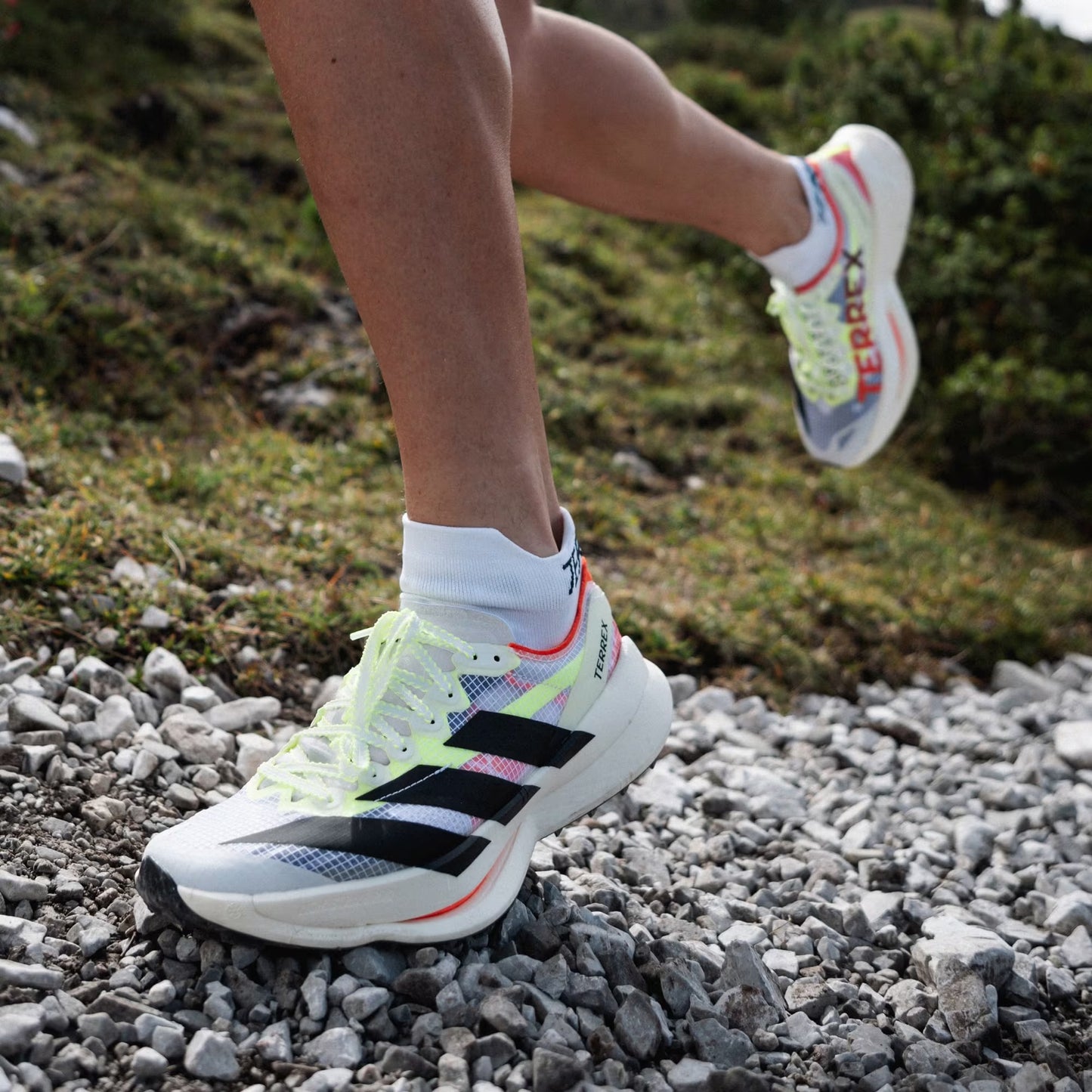 Adidas - Terrex Agravic Speed Ultra 2 - Cloud White / Core Black / Semi Impact Orange - Chaussures trail running hommes
