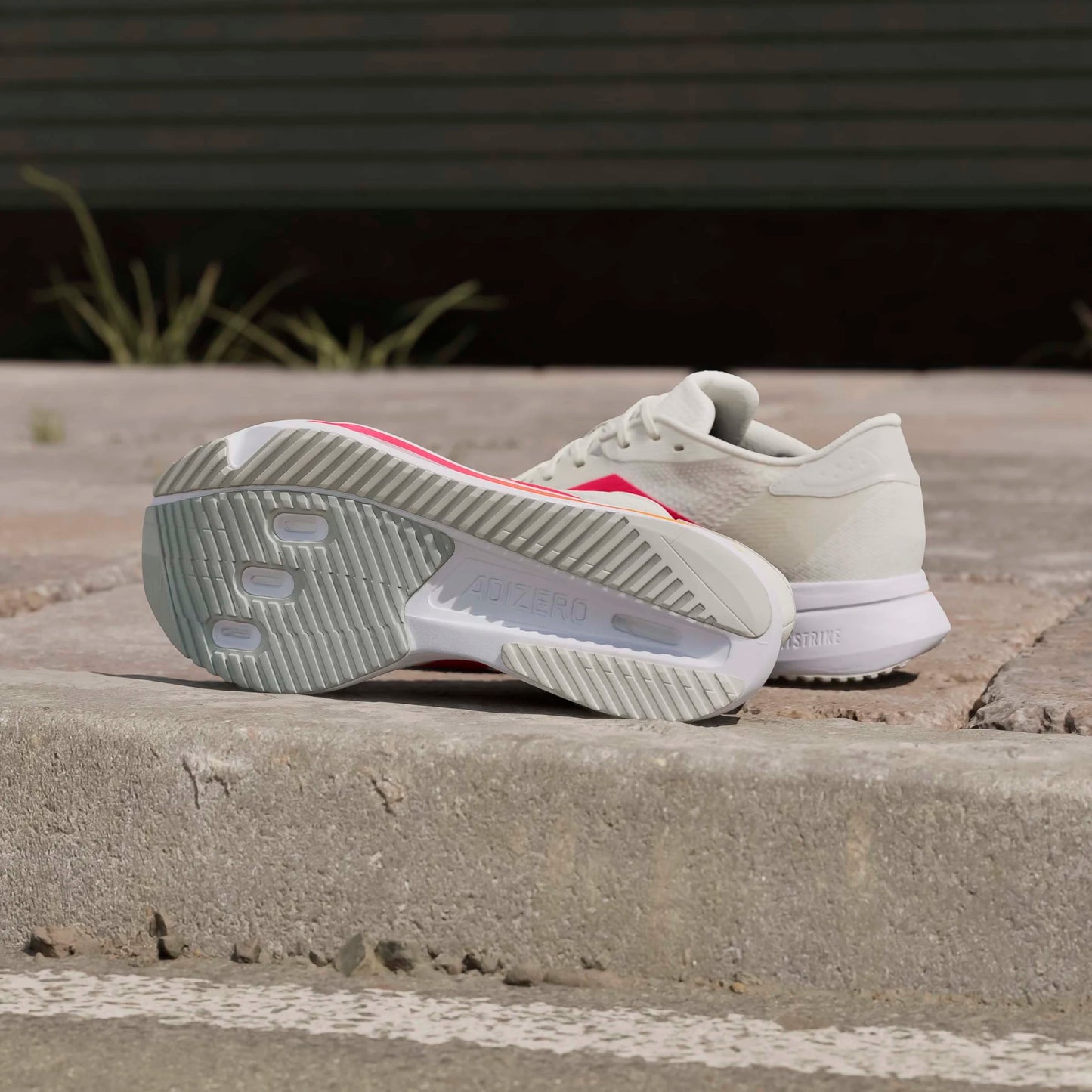 Adidas - Adizero SL2 - Off White / Pure Orange / Lucid Red - Chaussures de running hommes