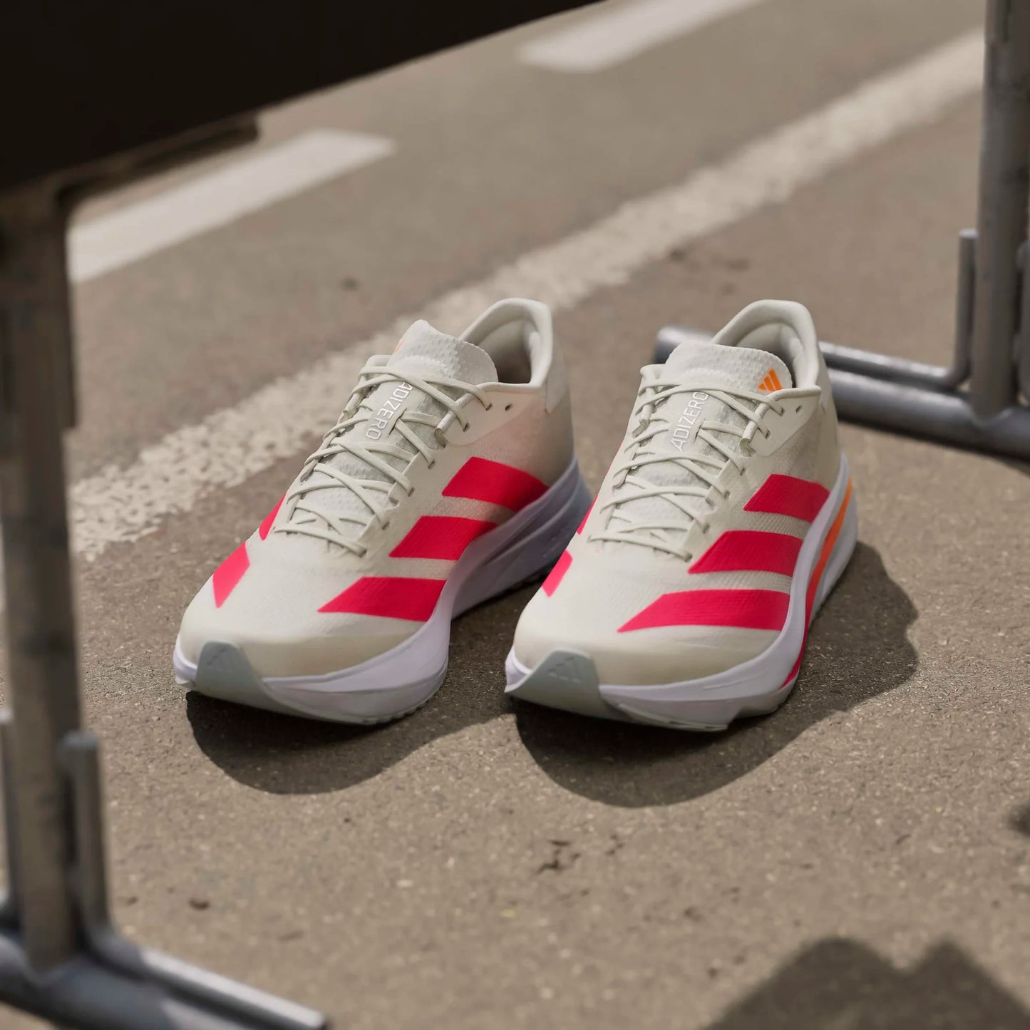 Adidas - Adizero SL2 - Off White / Pure Orange / Lucid Red - Chaussures de running hommes