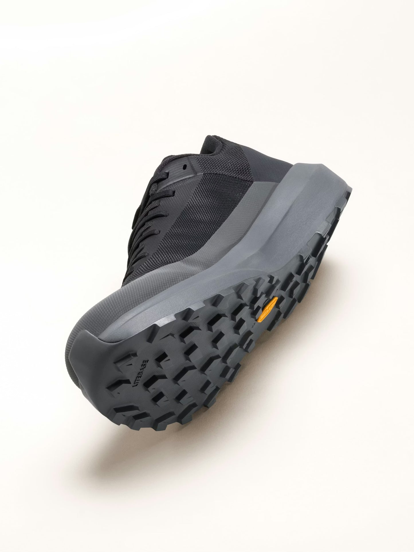 Arc’teryx - Norvan LD 4 - black / graphite - Chaussures Trail running hommes