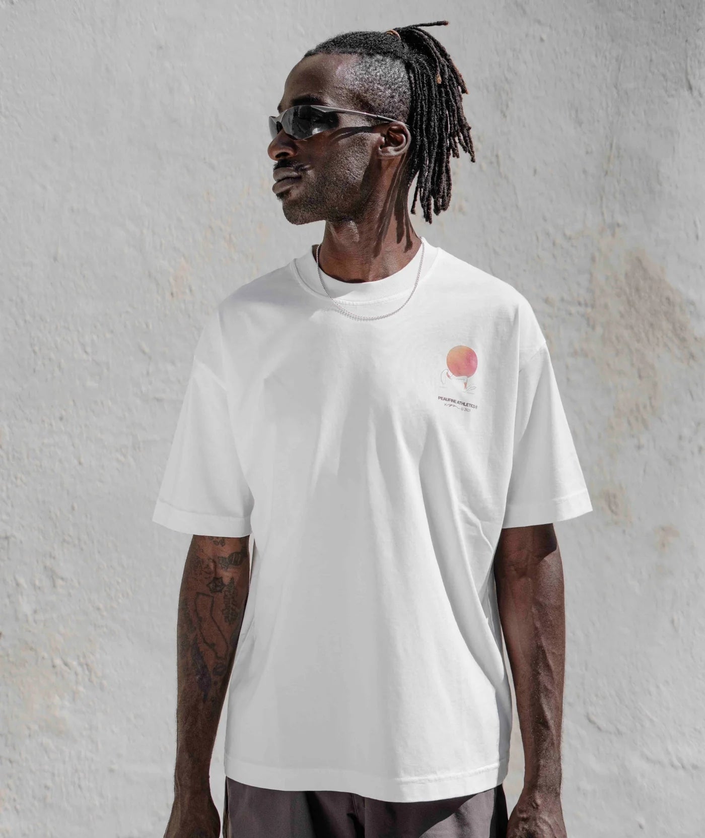 Peaufine Athletics - Oversize Organic T-shirt Running Sun - off white - Teeshirt Hommes