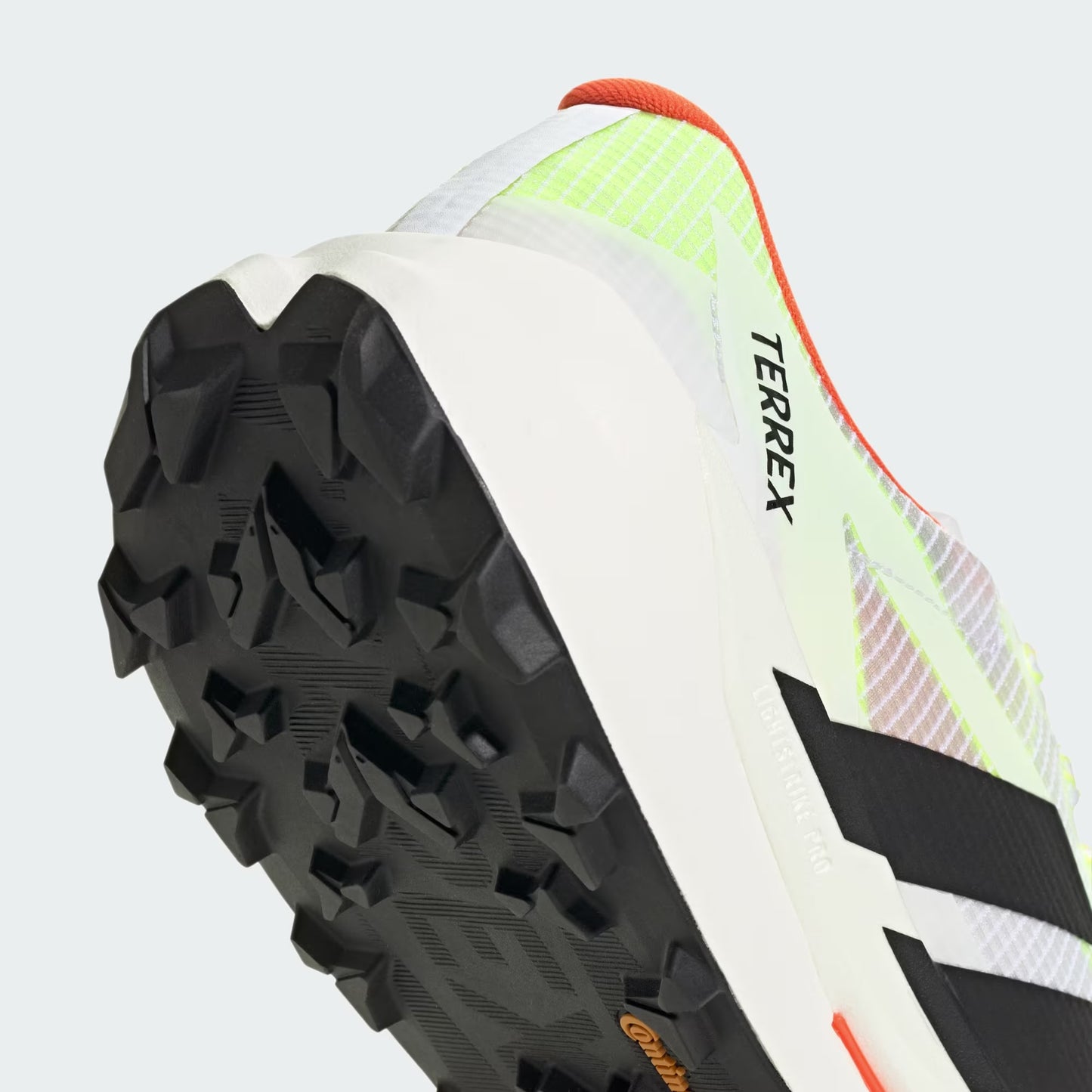 Adidas - Terrex Agravic TT - Cloud White / Core Black / Impact Orange - Chaussures Trail running hommes