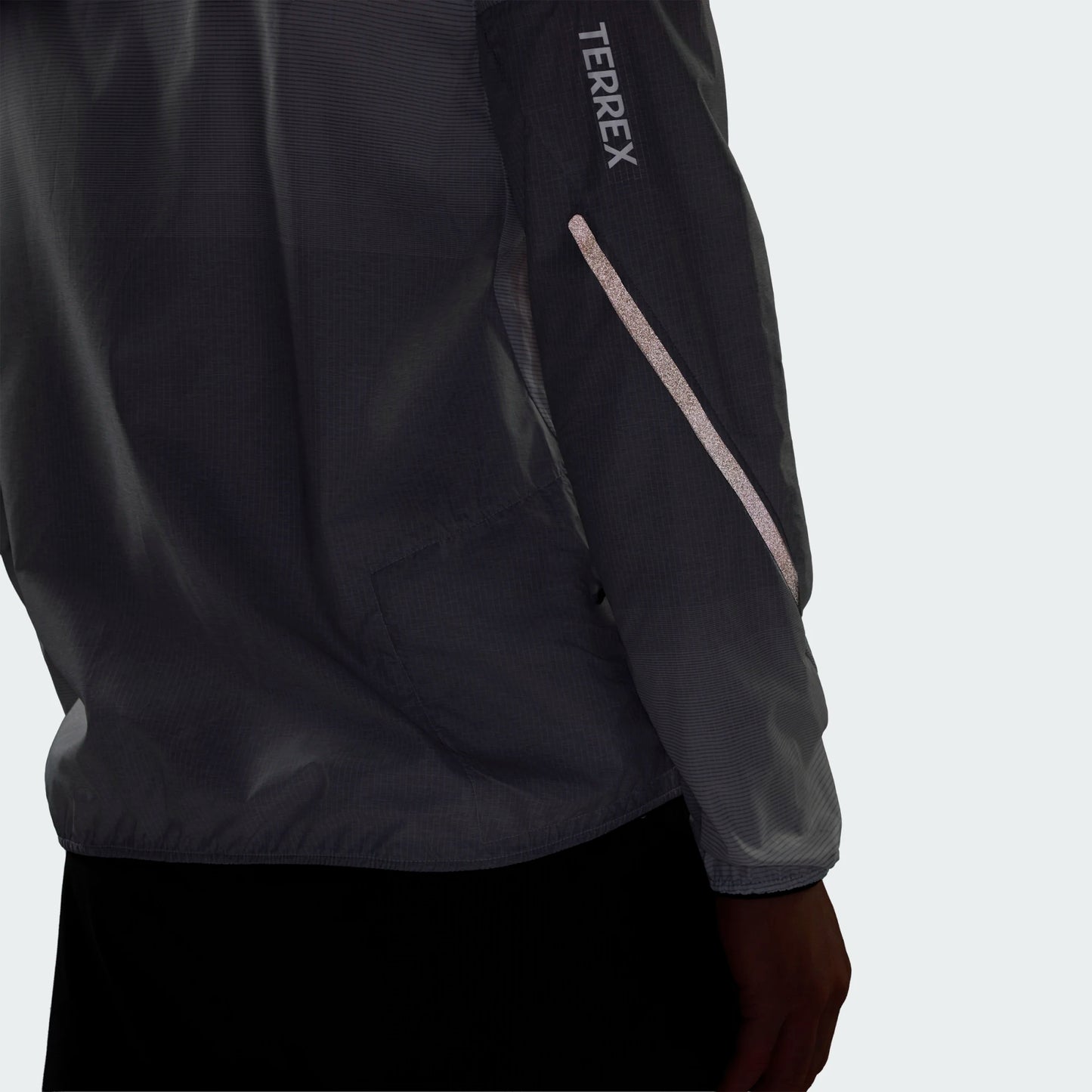 Adidas - Terrex Xperior Clima365 Light Windweave Jacket - white / black - Veste running hommes