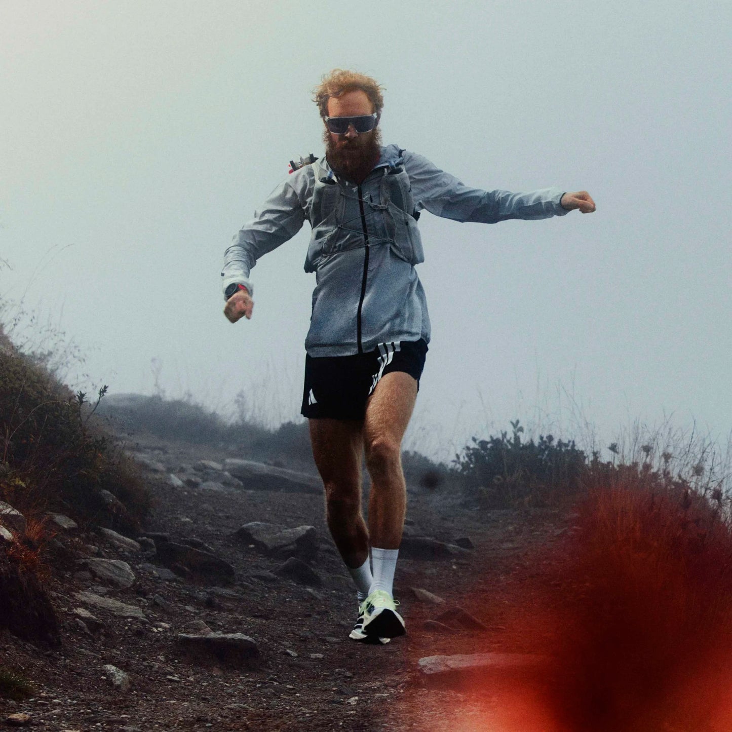 Adidas - Terrex Xperior Clima365 Light Windweave Jacket - white / black - Veste running hommes