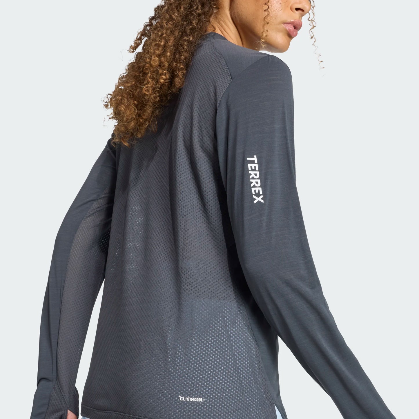 Adidas - Xperior LS Tee - carbon - teeshirt Running femmes
