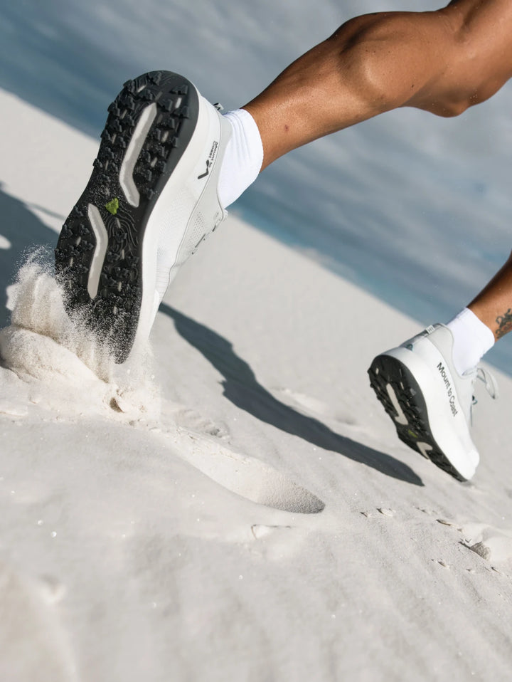Mountain To Coast - H1 - white sands - Chaussures Running Hommes