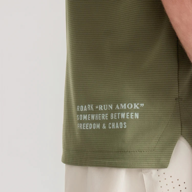 Roark Run Amok - Alta Elite Trail SS Tee - light military - teeshirt running hommes