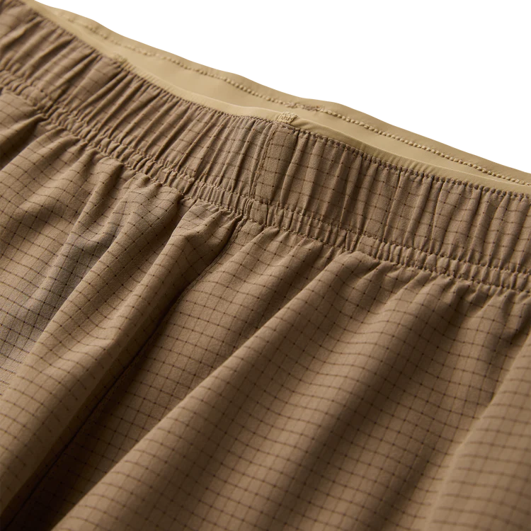 Roark Run Amok - Bommer 7" Shorts - mushroom  - Short running hommes