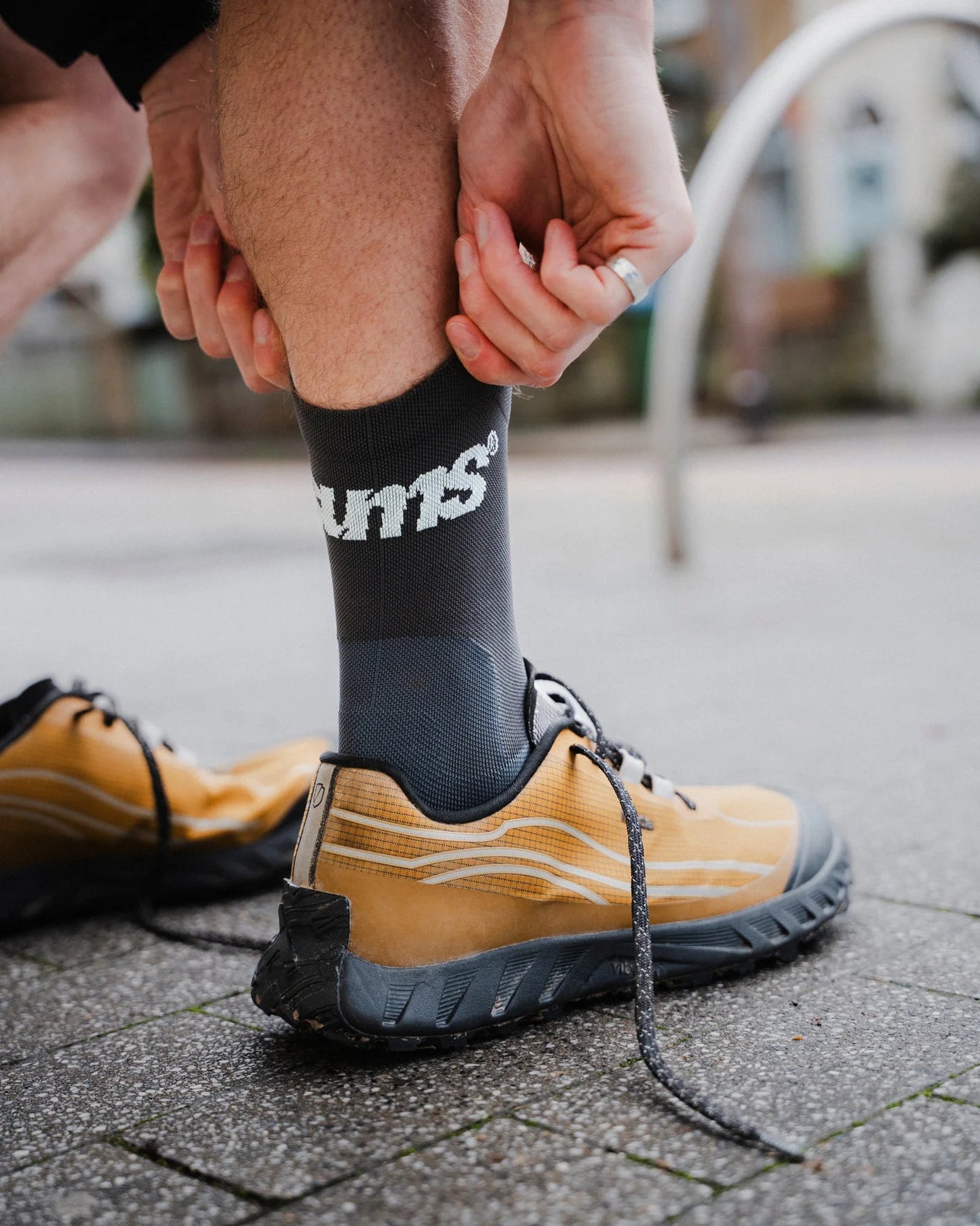 Sums Club - All Seasons Socks - beluga - Chaussettes Running unisexe