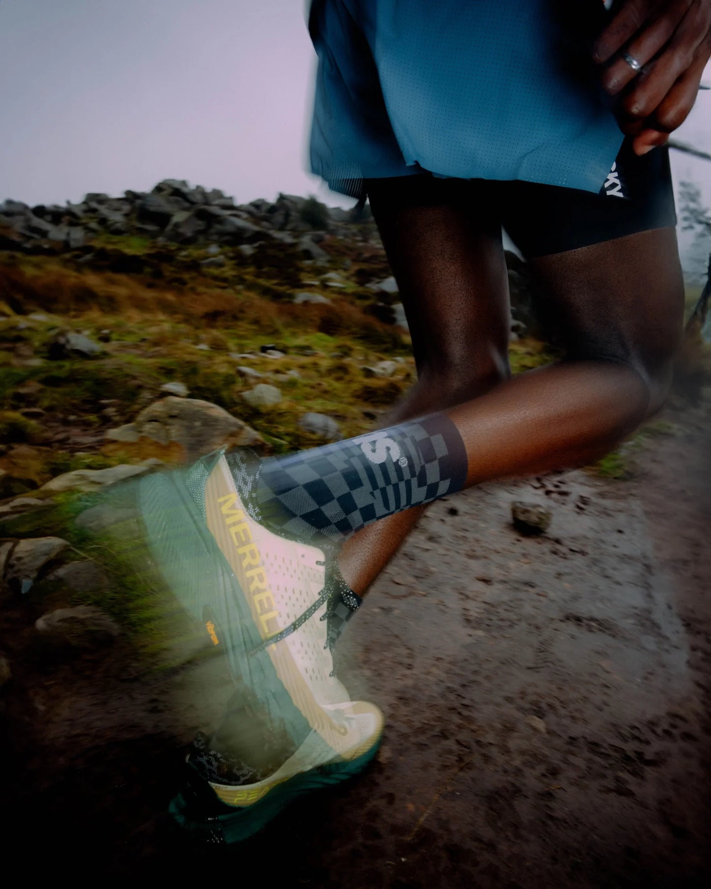 Sums Club - Checkers Socks - navy - Chaussettes Running unisexe